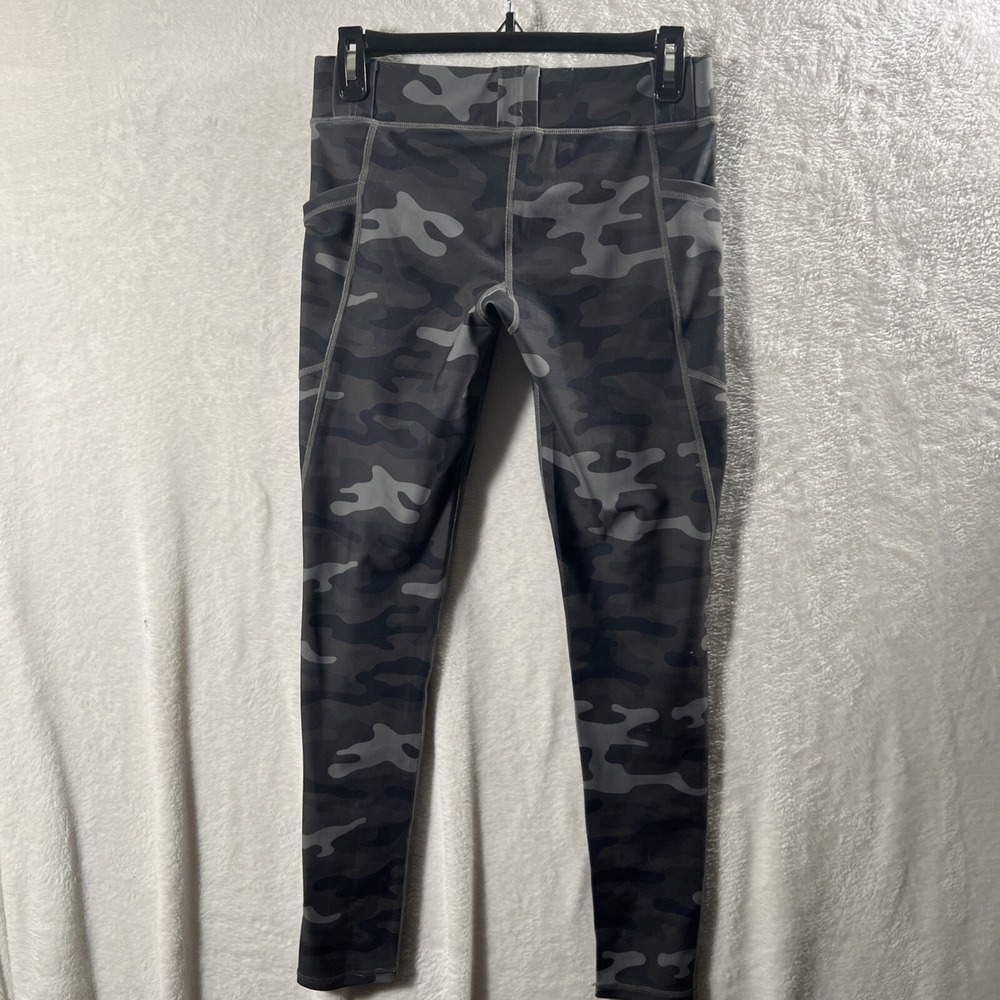 Vakandi Apparel Womens Camouflage Leggings- Small - Picture 2 of 16